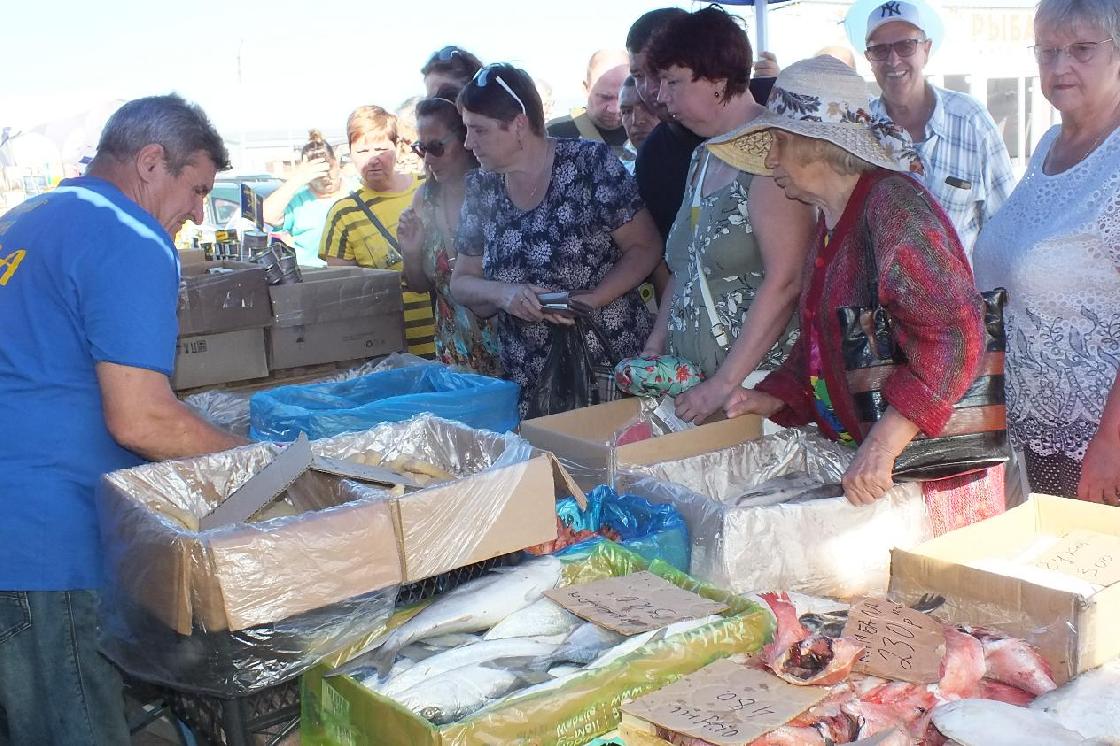 Какие сейчас цены на рыбу, картошку и овощи на рынке