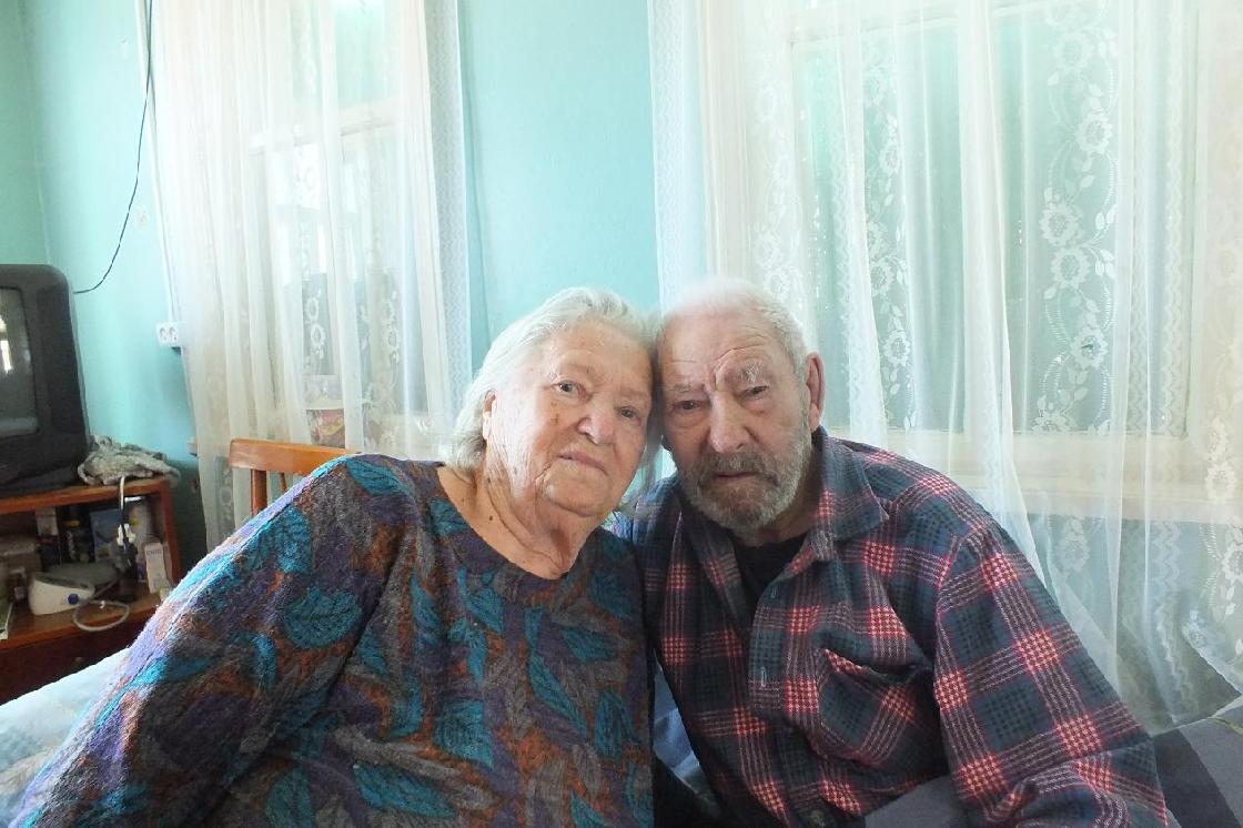 Отпраздновать 70-летие совместной жизни - счастье, выпадающее редким парам