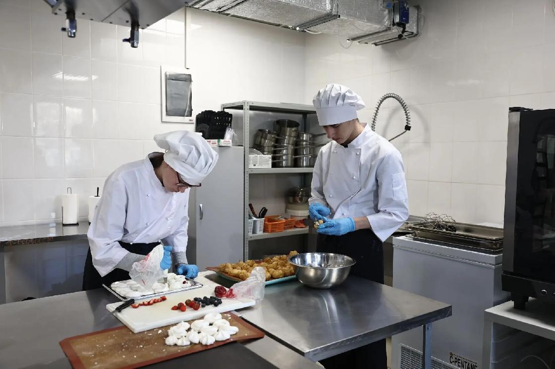 Астраханский политехнический колледж капитально отремонтировали благодаря нацпроекту «Молодёжь и дети»