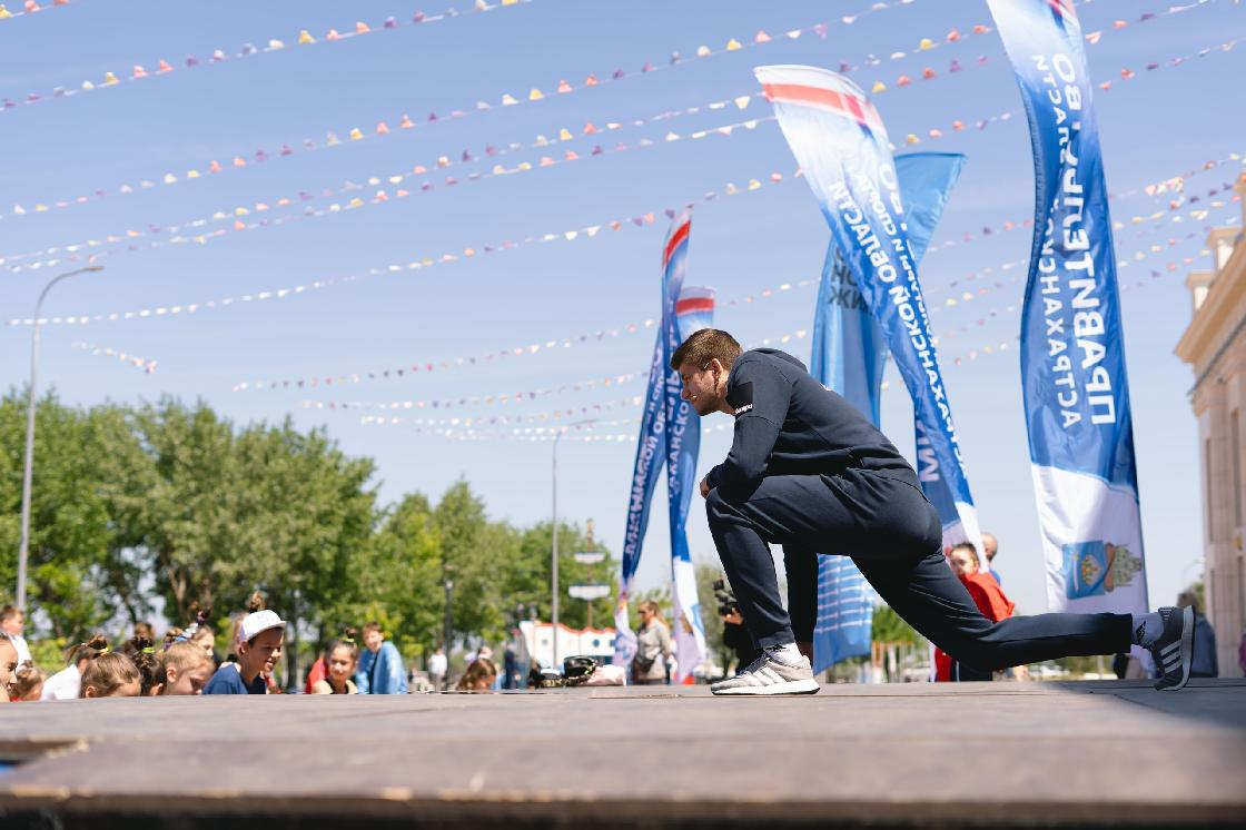 Астраханцы приняли участие во Всероссийском марафоне зарядок