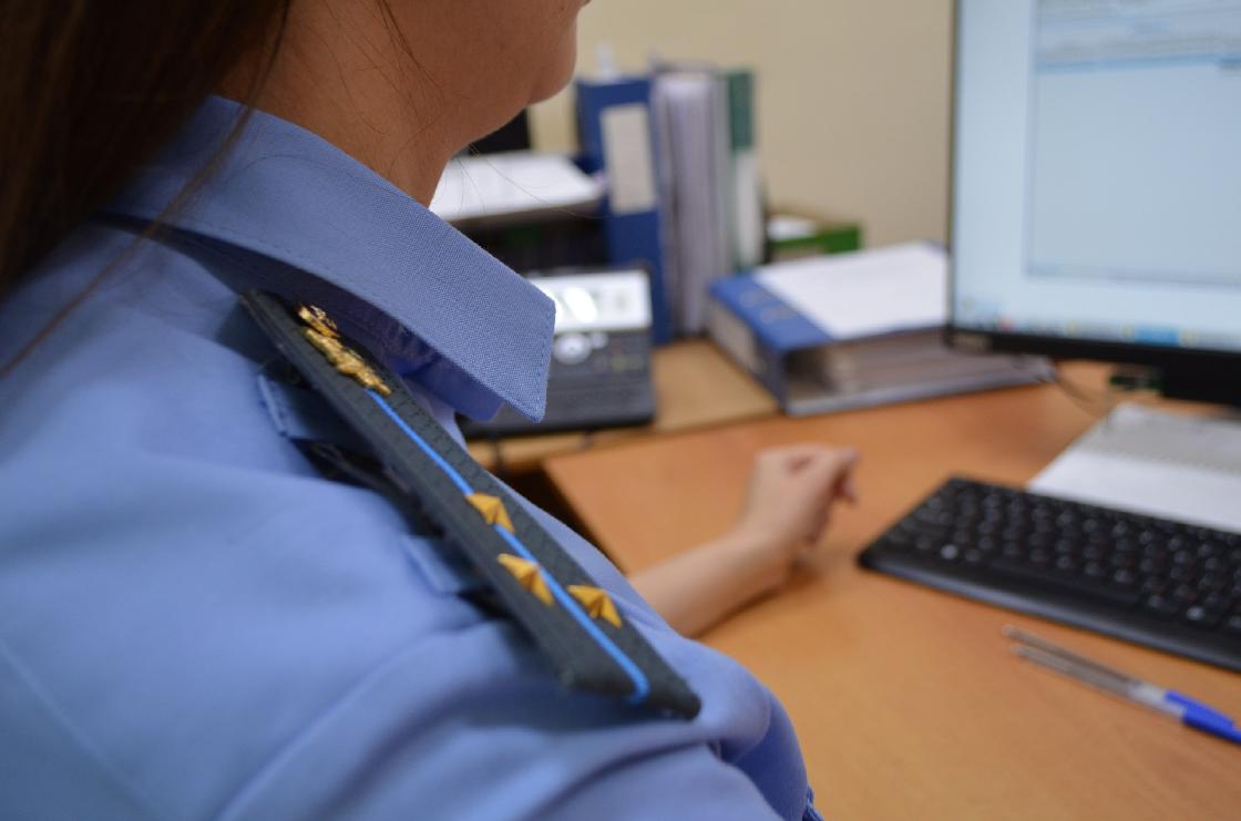 Астраханец едва не лишился прав из-за 100-тысячного долга по алиментам