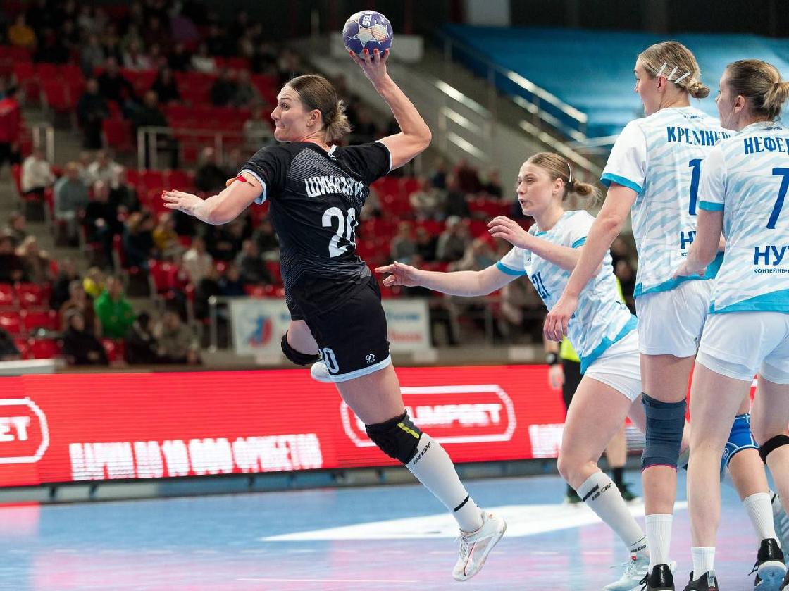 Гандболистки «Астраханочки» обыграли «Черноморочку» на домашней арене