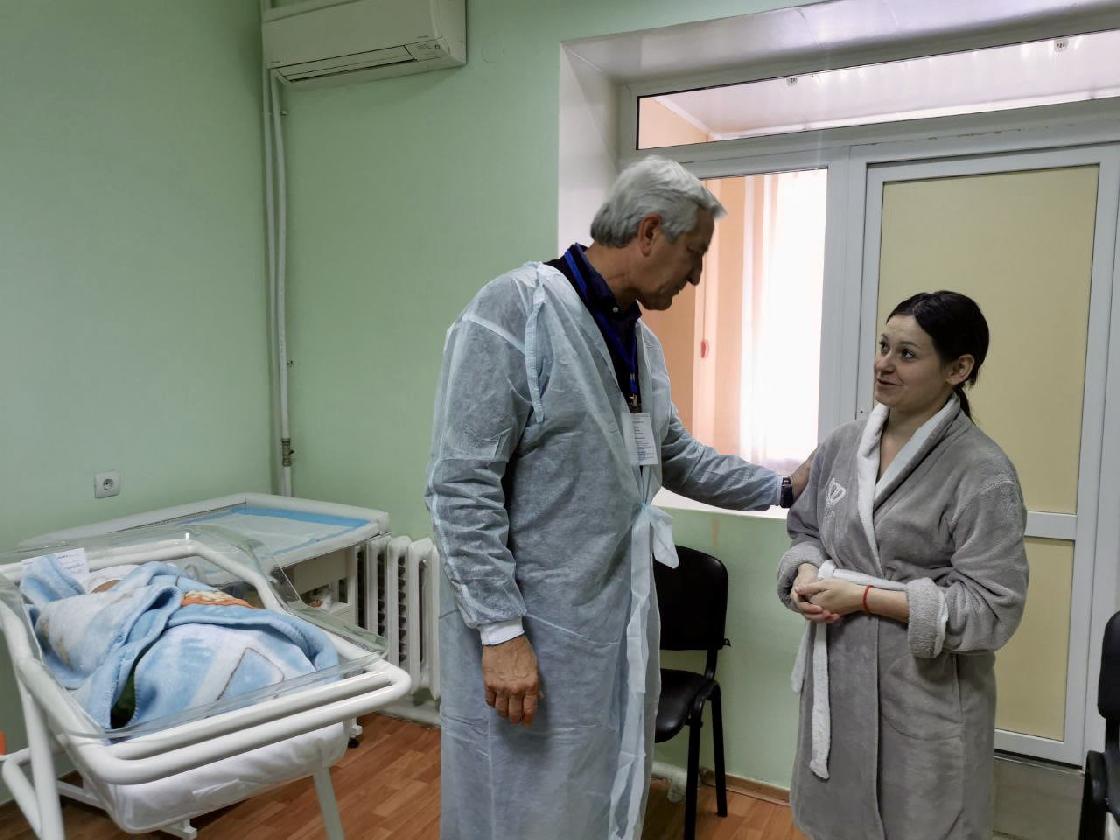 Сотрудники и пациенты медицинских учреждений ЛНР проголосовали в рамках референдума