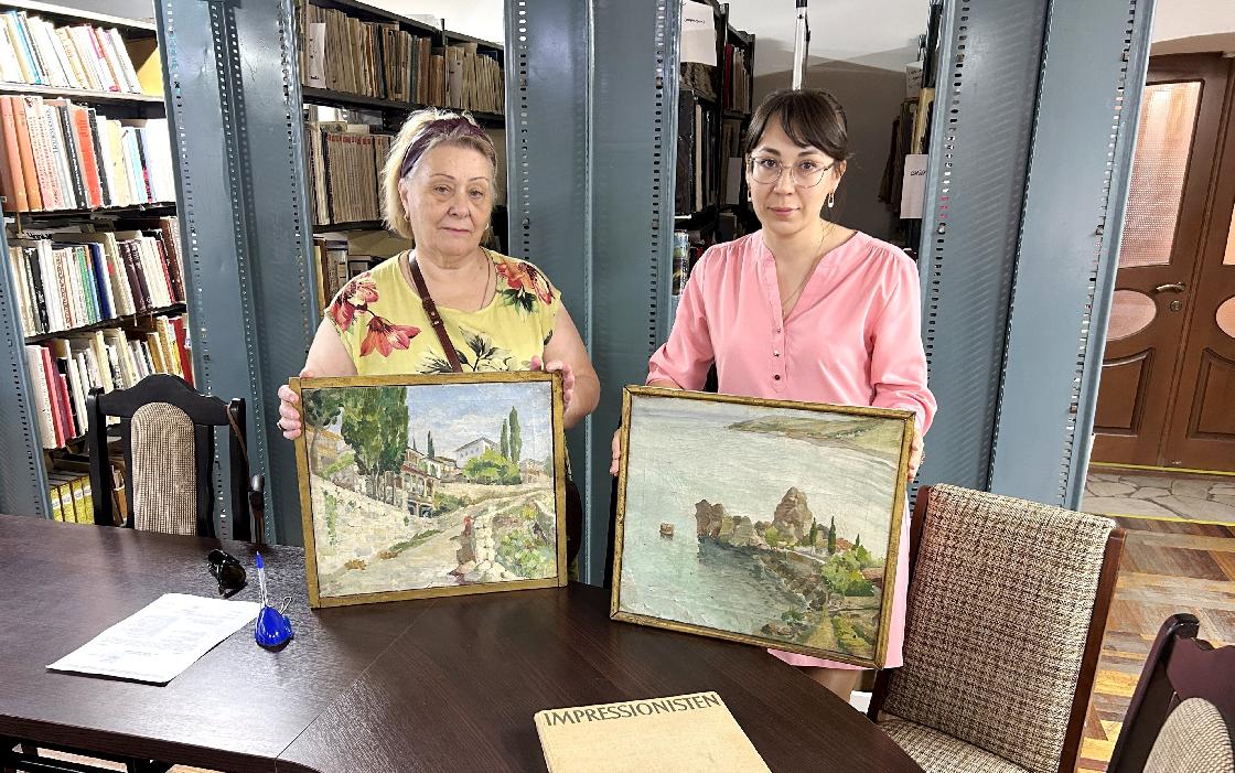 Фонды Астраханской картинной галереи пополнились живописными произведениями Михаила Барашова