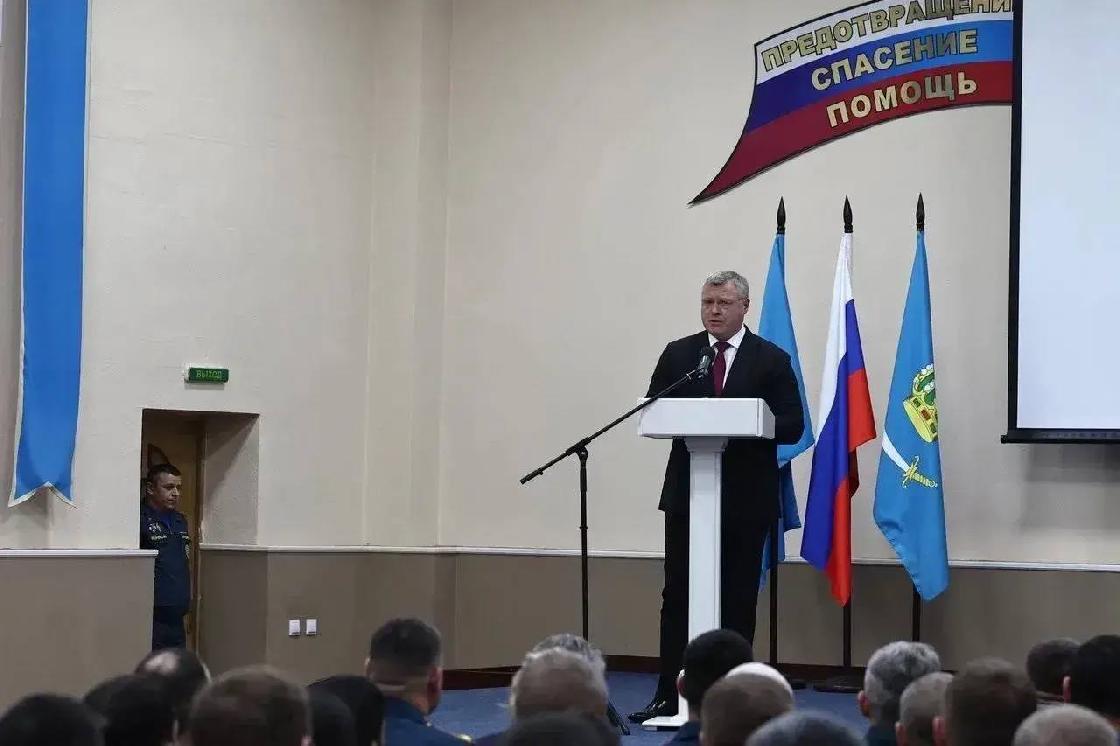 Игорь Бабушкин передал новую спецтехнику ГУ МЧС России по Астраханской области