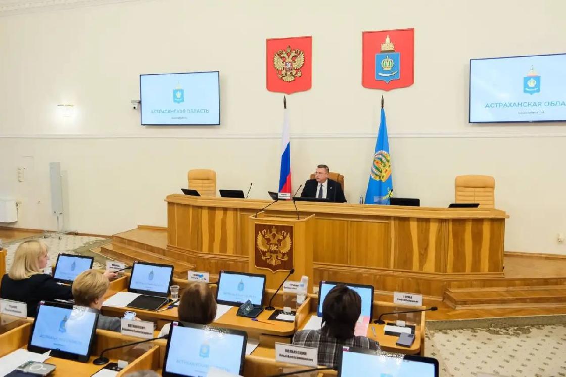 Астраханская область стала лидером в ЮФО по рождаемости в 2025 году