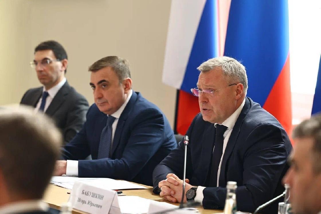 Помощник Президента РФ и губернатор Астраханской области рассмотрели стратегию работы новой комиссии Госсовета