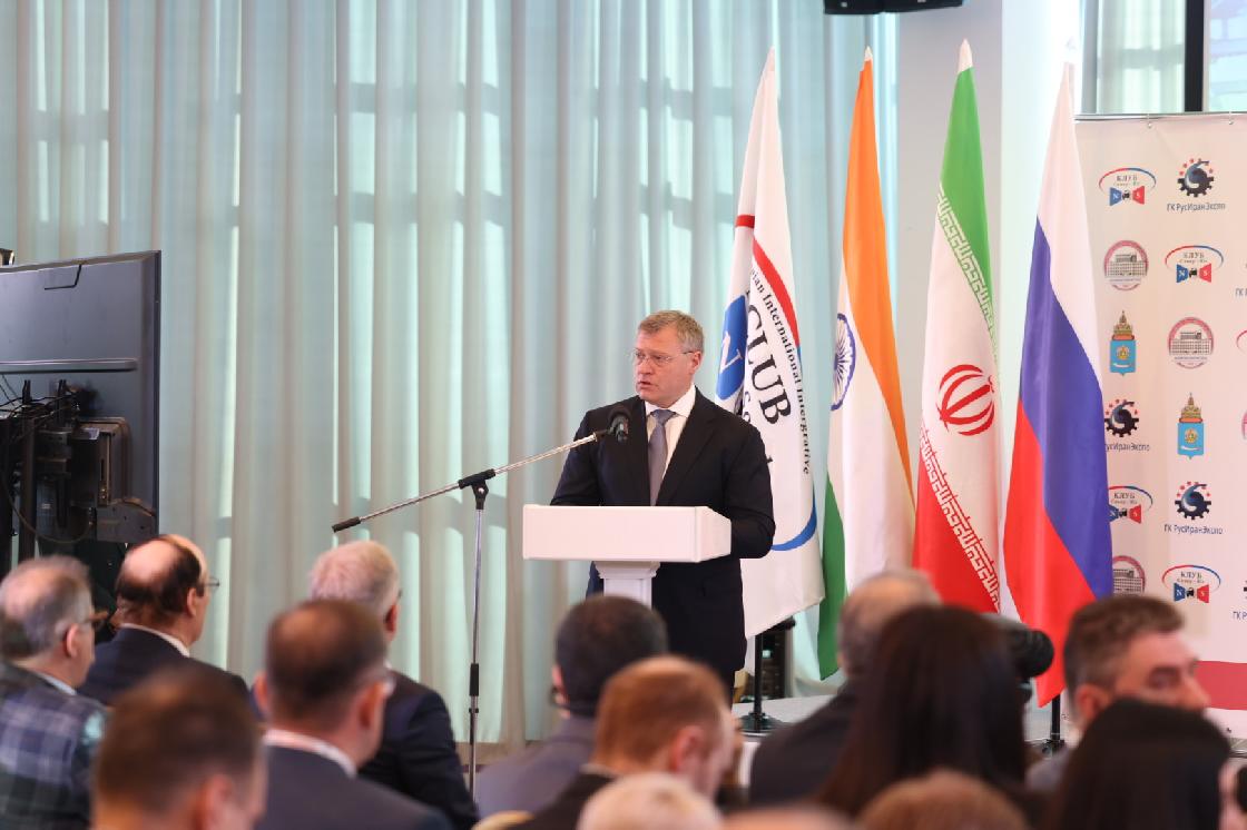 Астрахань принимает Международный форум «МТК „Север – Юг“ – новая концепция»