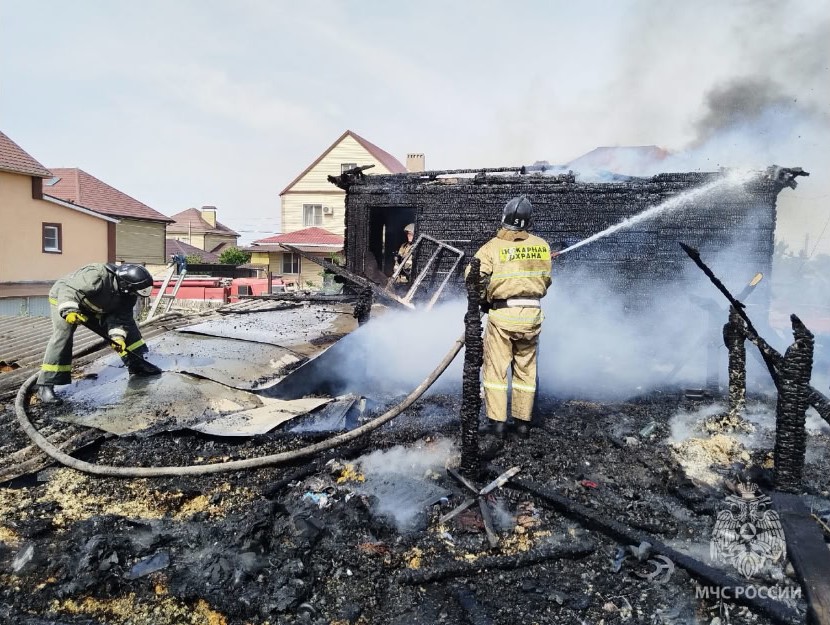 В Астраханской области более 30 человек стали жертвами пожаров из-за неисправной электропроводки