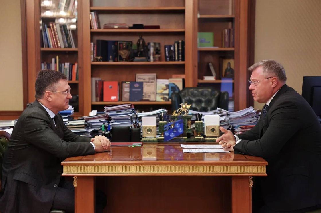 Глава Астраханской области встретился с заместителем председателя Правительства РФ 