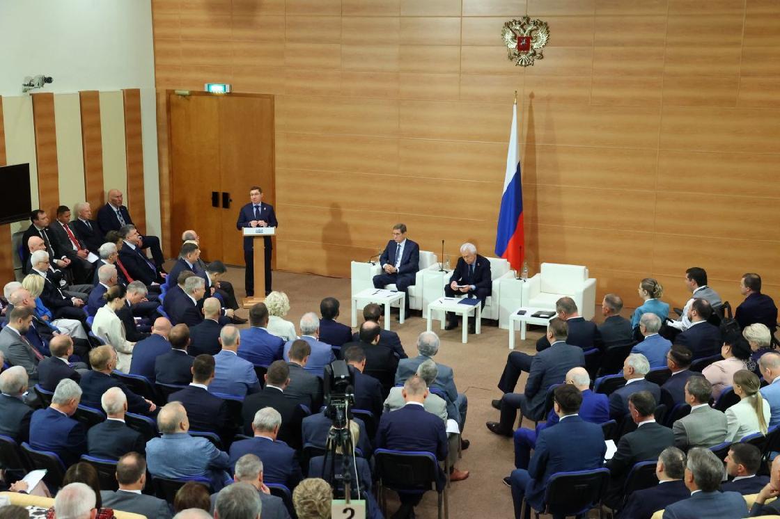 «Единая Россия» подвела итоги весенней сессии Госдумы