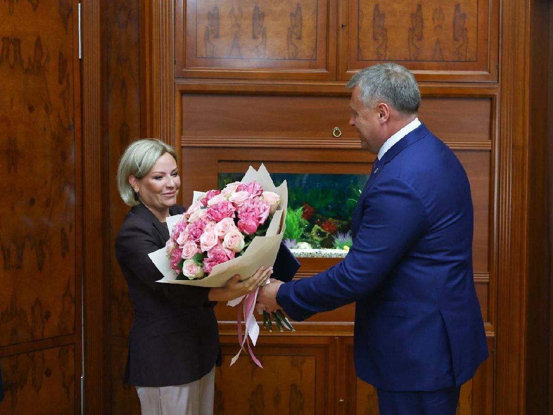 Губернатор Астраханской области встретился с главой Минкультуры РФ