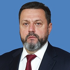 Сенатора от Астраханской области удостоили звания Героя России