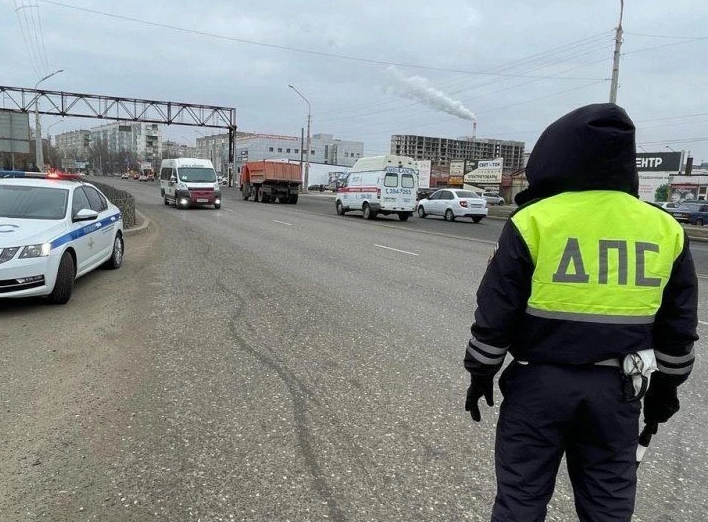 Астраханская полиция за выходные уличила более 1,7 тысячи водителей в нарушении ПДД