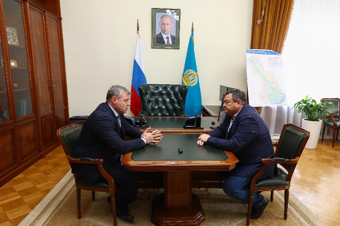 Главный тренер астраханского «Волгаря» Сергей Павлов покинул свой пост