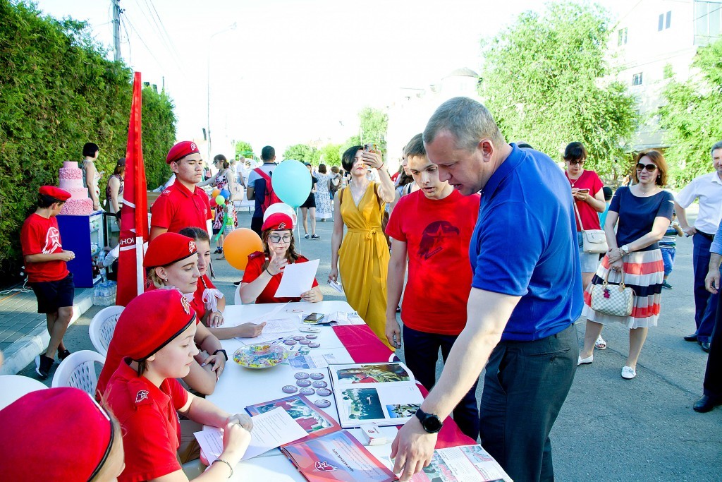 Сергей Морозов дал старт творческому проекту «Астраханское лето»