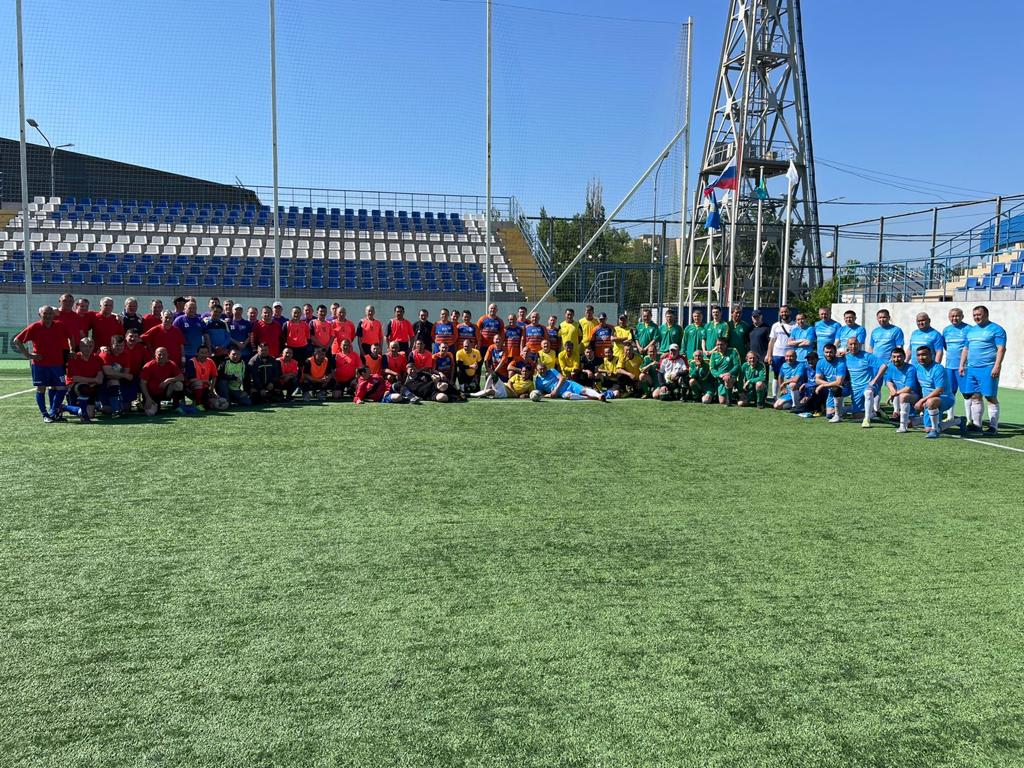 Ветераны футбола из России и Казахстана поборются за кубок в Астрахани