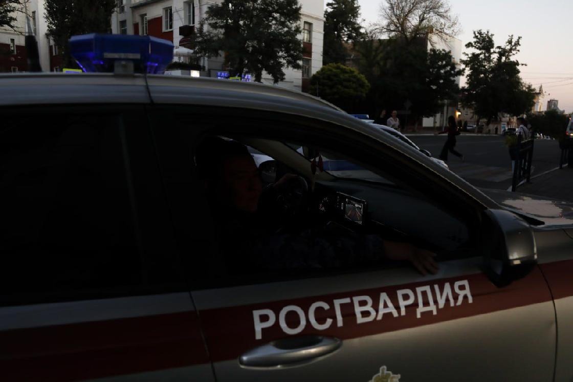 Росгвардейцы задержали подозреваемого в краже электрокабелей в Астрахани