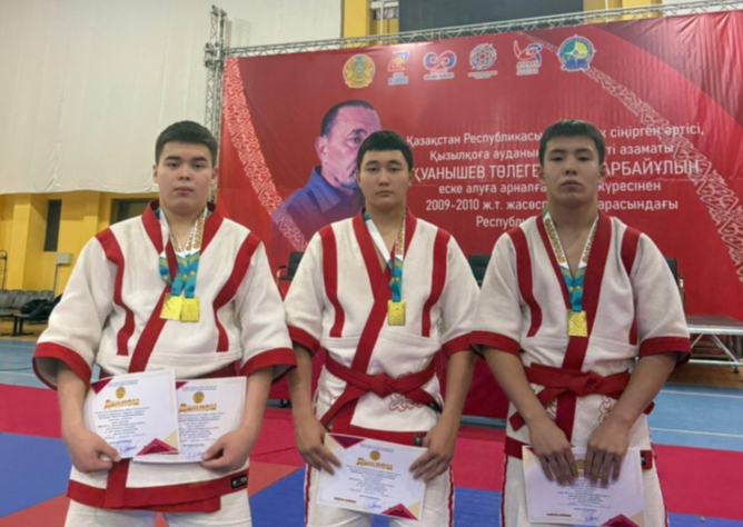 Пять медалей привезли из Атырау воспитанники  спортивной школы поселка Володарский 