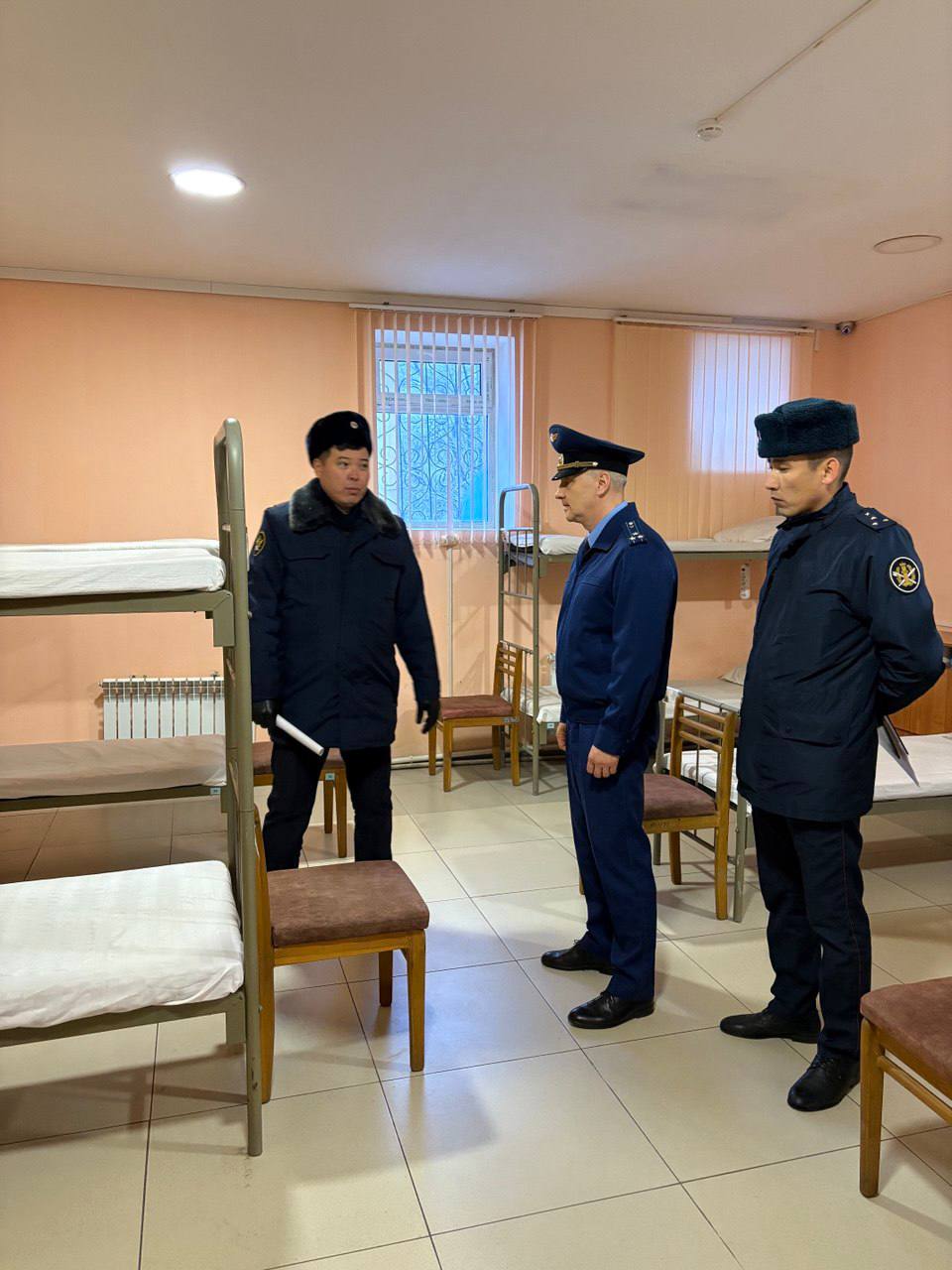 Зампрокурора Астраханской области проверил условия содержания в исправительном центре