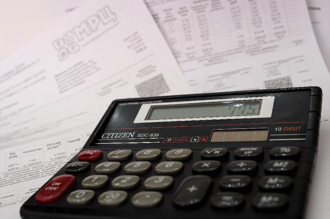 На сколько вырастут тарифы на коммунальные услуги для астраханцев в 2026 году