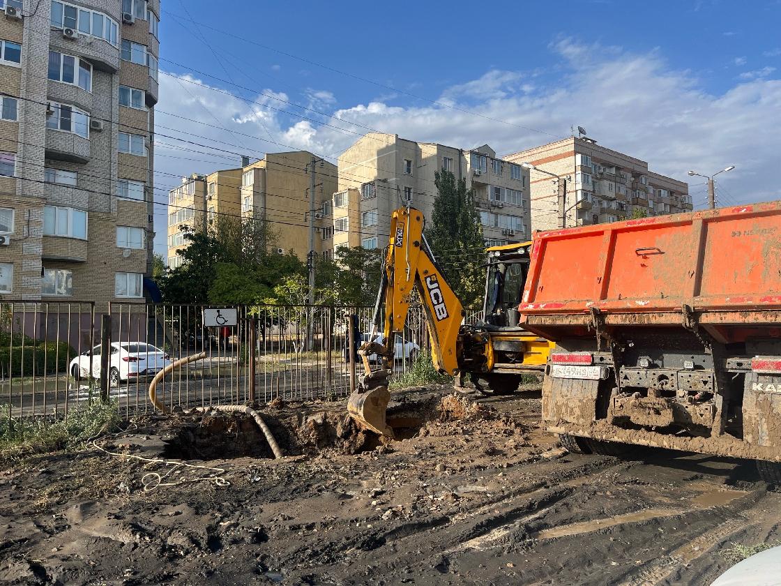 На Эллинге в Астрахани произошла новая коммунальная авария
